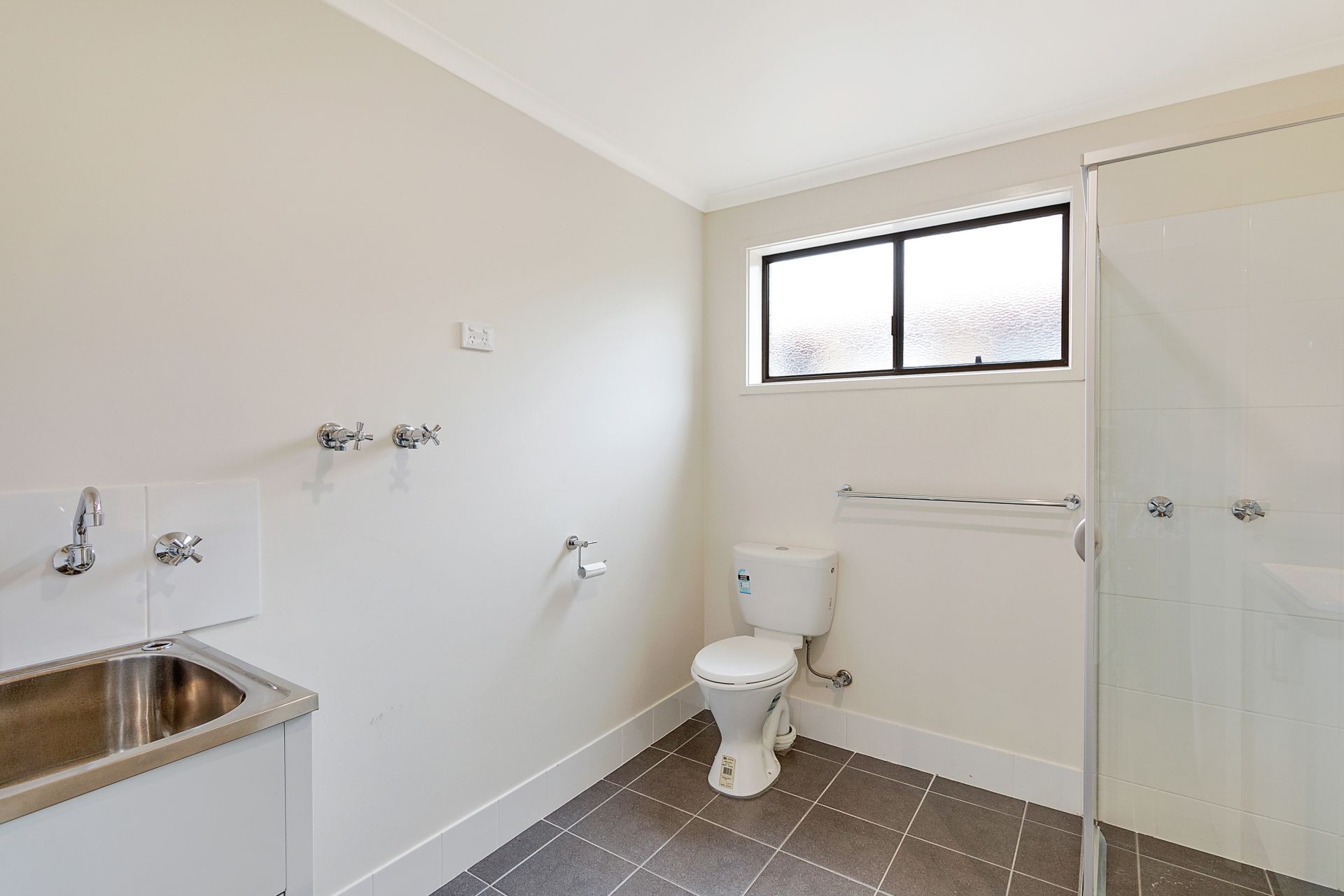 2/16 Merimbola Street, Pambula