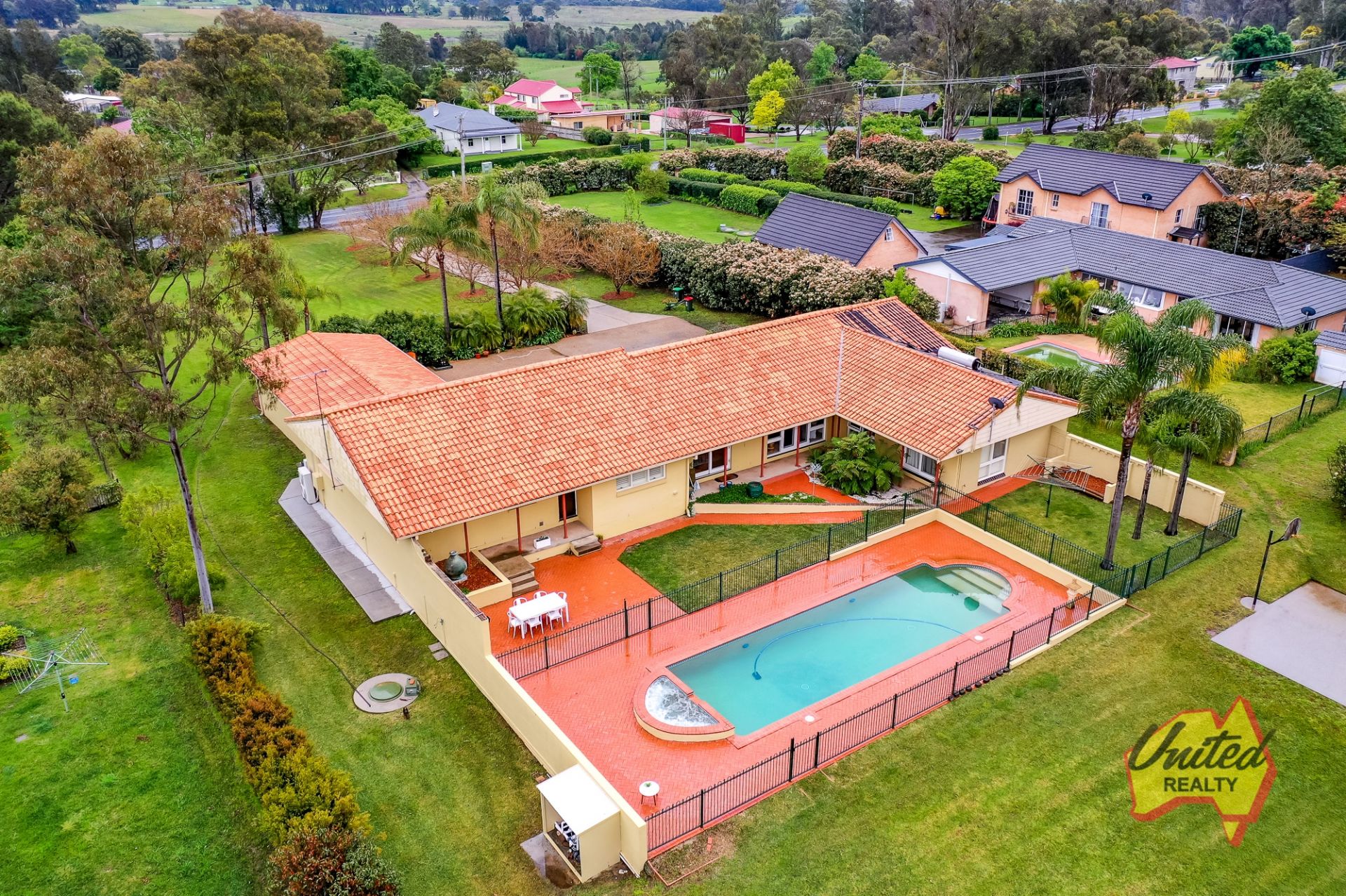 78 Ellis Lane, Ellis Lane United Realty