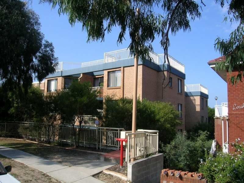 * 50 Seaview Street CRONULLA NSW