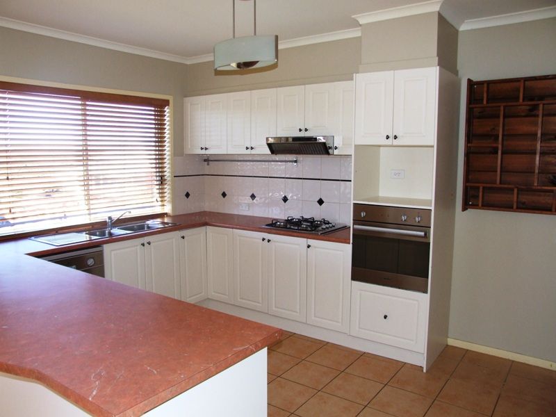 55 Links Road, Bacchus Marsh - Thumbnail 3