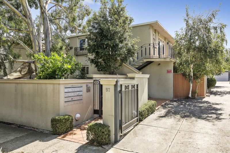 2/57 Pender Street, Thornbury