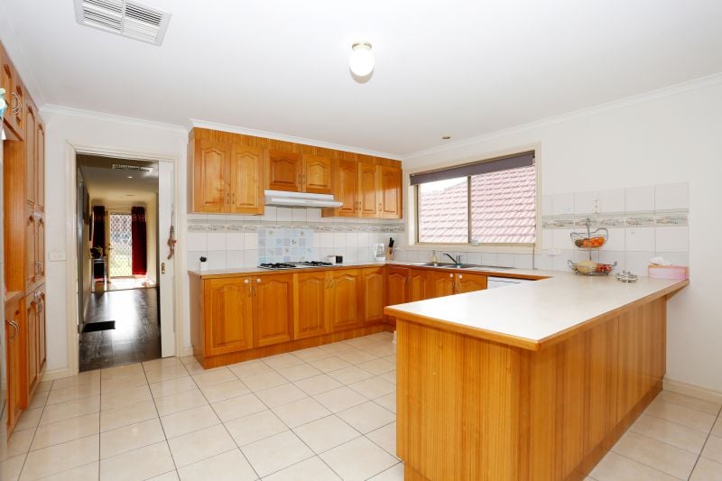 11A Raphael Rise, South Morang
