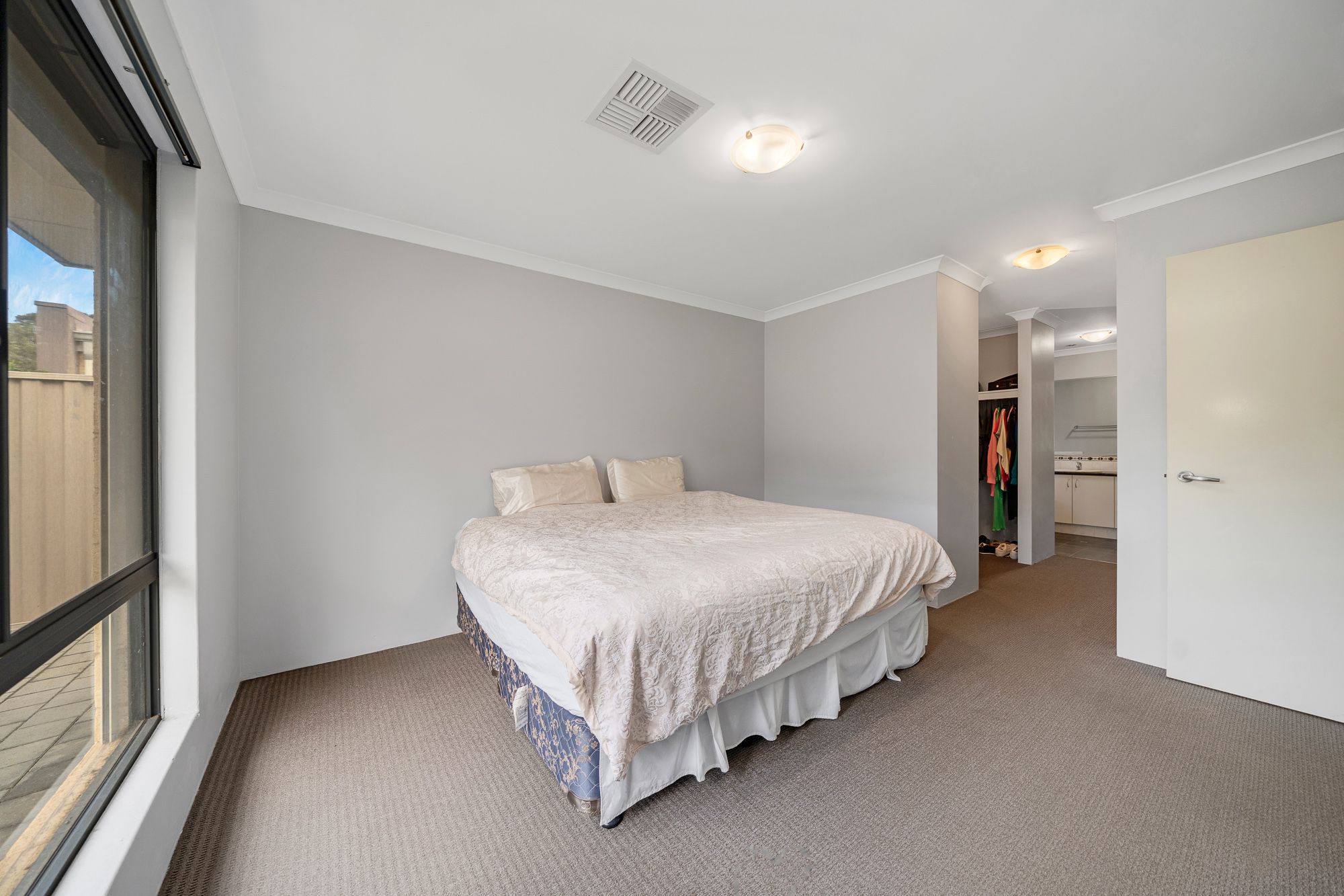 2 Bain Square, Forrestfield