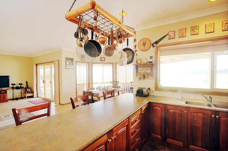2218 Gisborne Road, Coimadai - Thumbnail 5