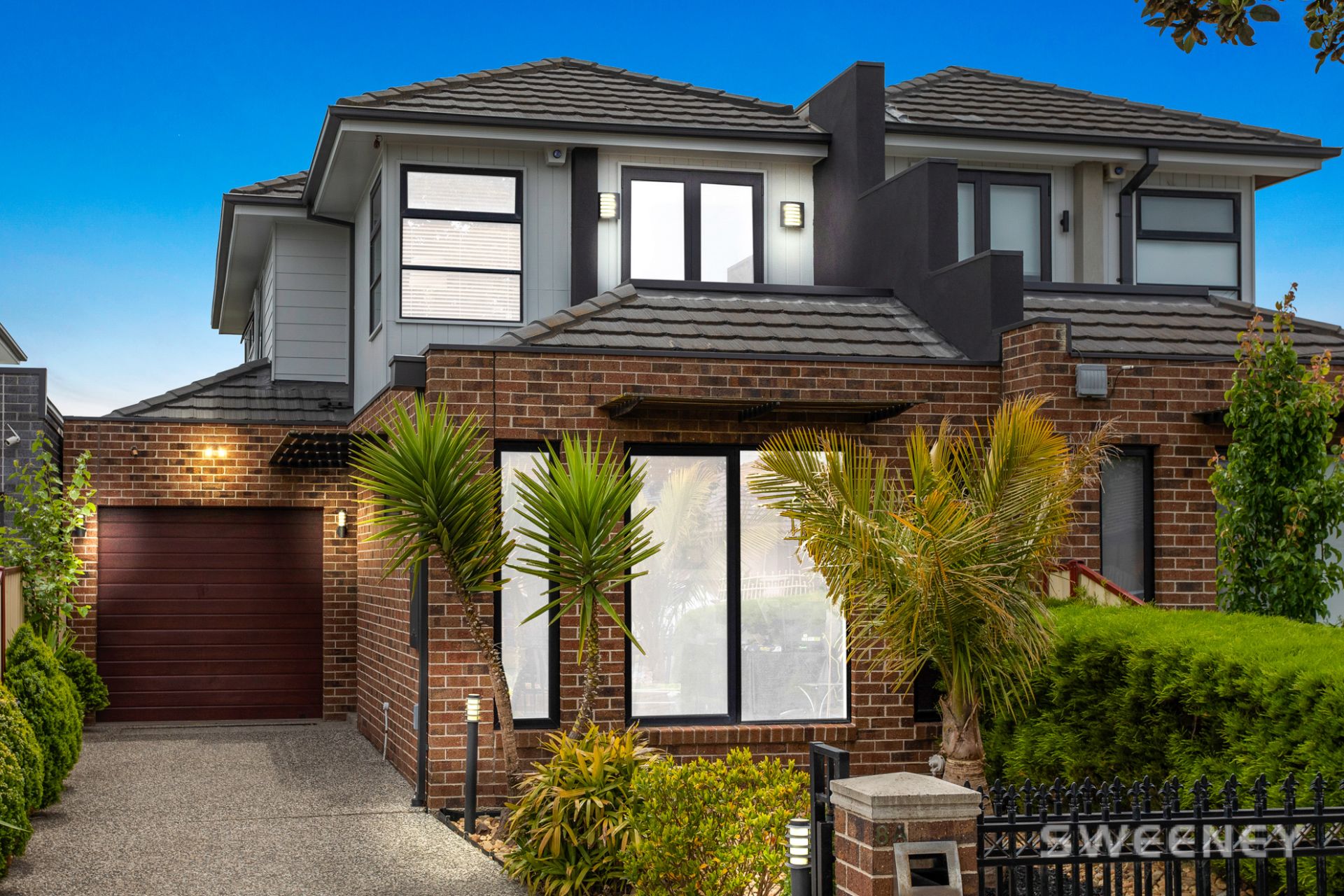 8A The Broadway, Altona North - Thumbnail 2