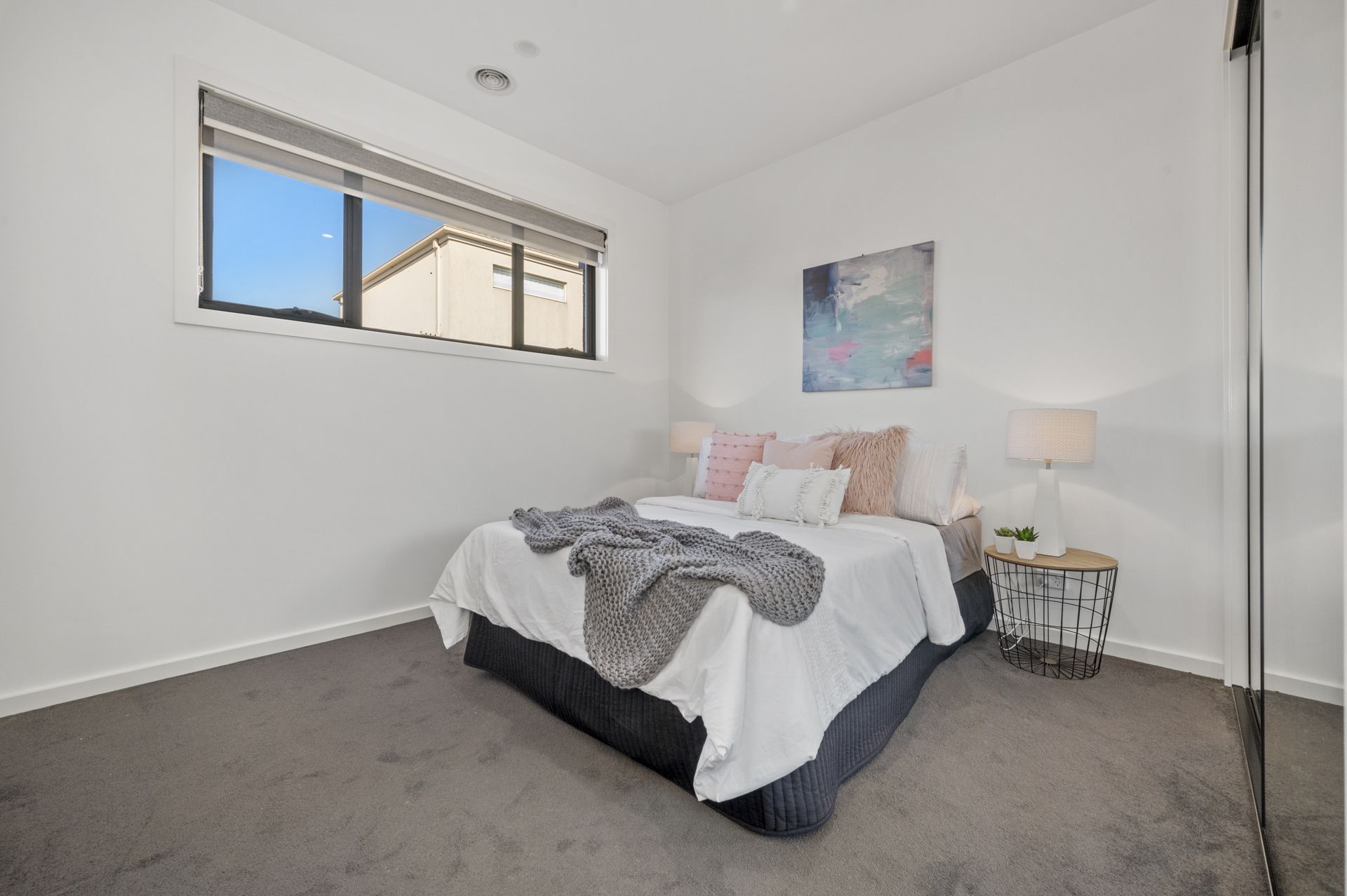 Perfectly Located Modern Unit