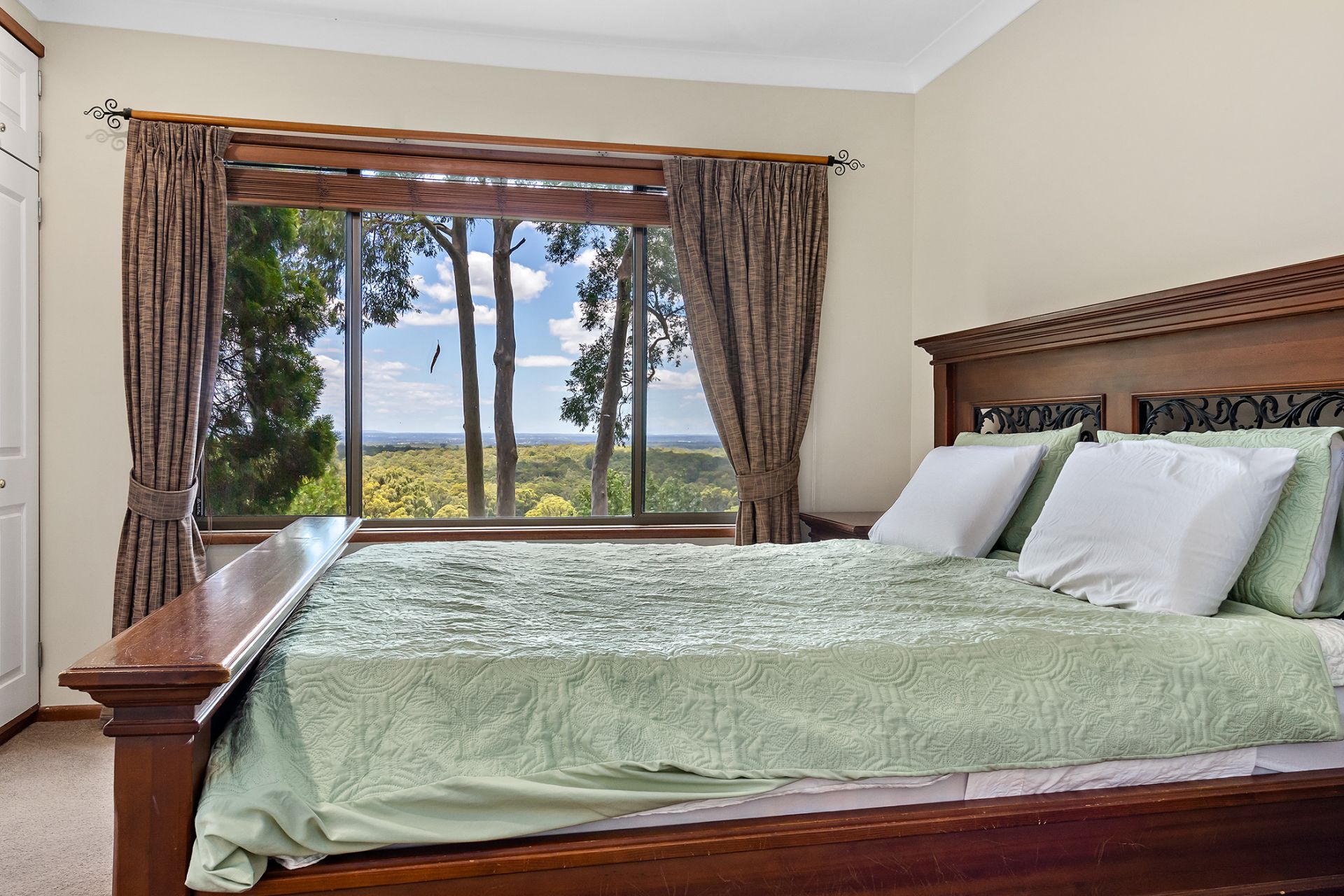 Real Estate For Sale 836 John Renshaw Drive Black Hill , NSW