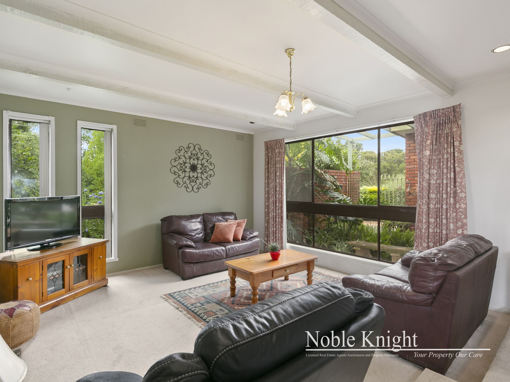 11 Pembroke Road Mooroolbark