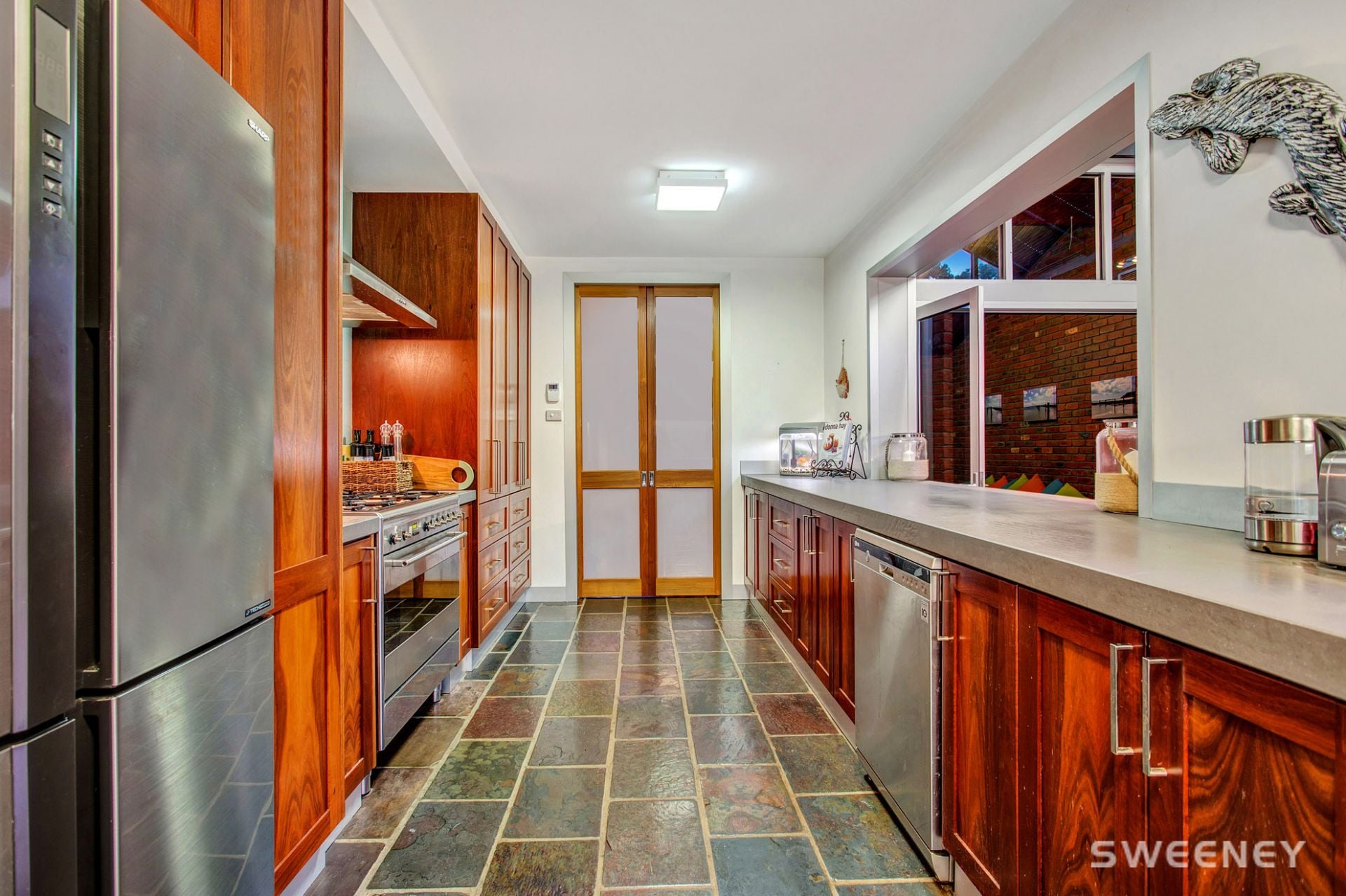 3 Armiston Grove, Altona Meadows - Thumbnail 3