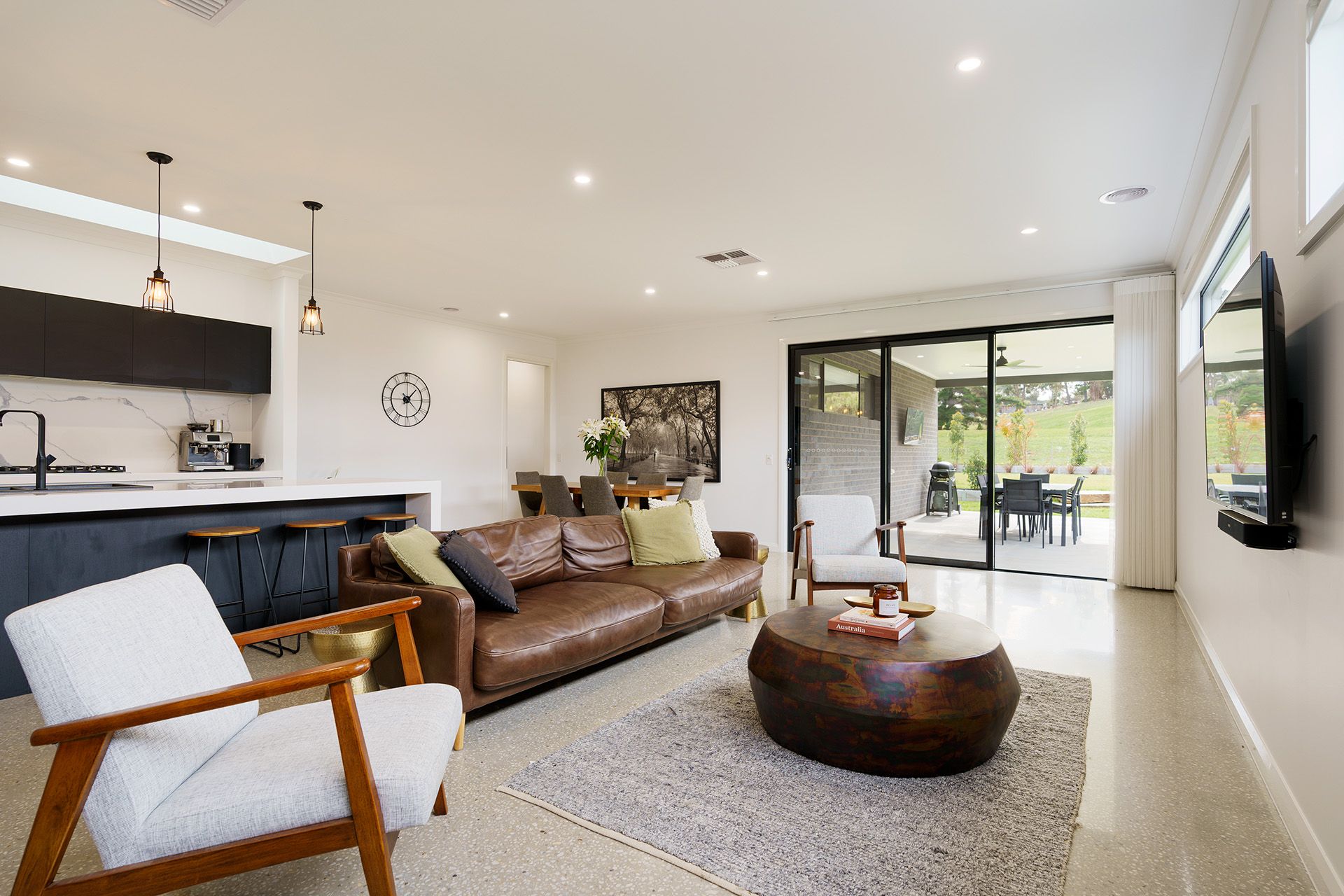 16 Grand View Drive, McKenzie Hill - Thumbnail 5