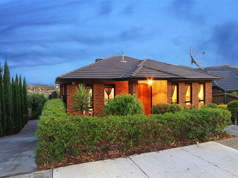 22 Thrush Street SOUTH MORANG, South Morang - Thumbnail 3
