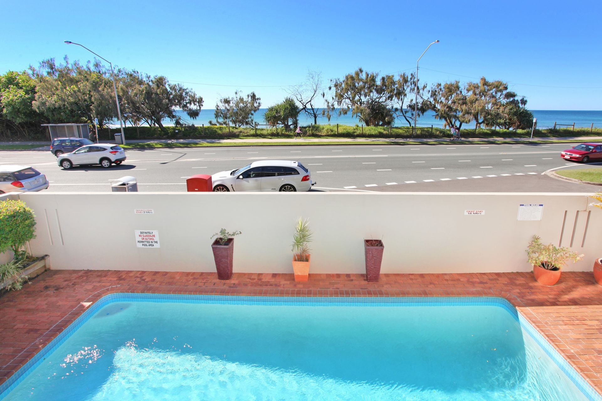 2/21 Boolarong Crescent Alexandra Headland QLD