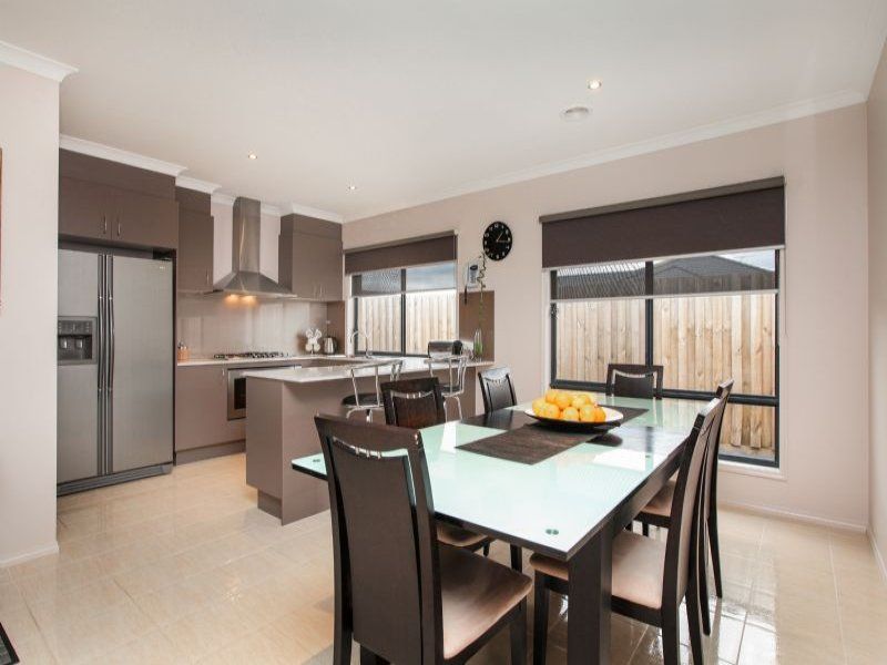 13 Roma Court, Taylors Hill - Thumbnail 4