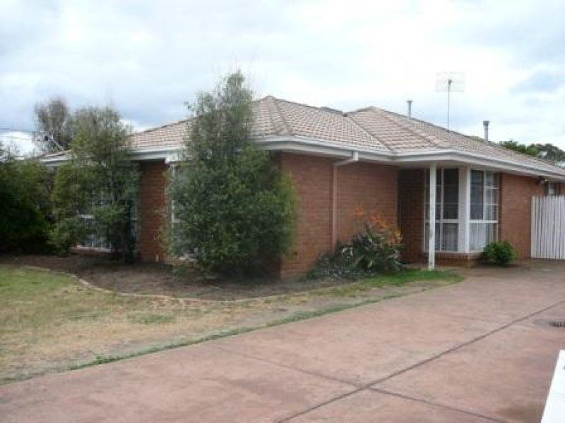 16 Yolanta Court, Seabrook - Thumbnail 2