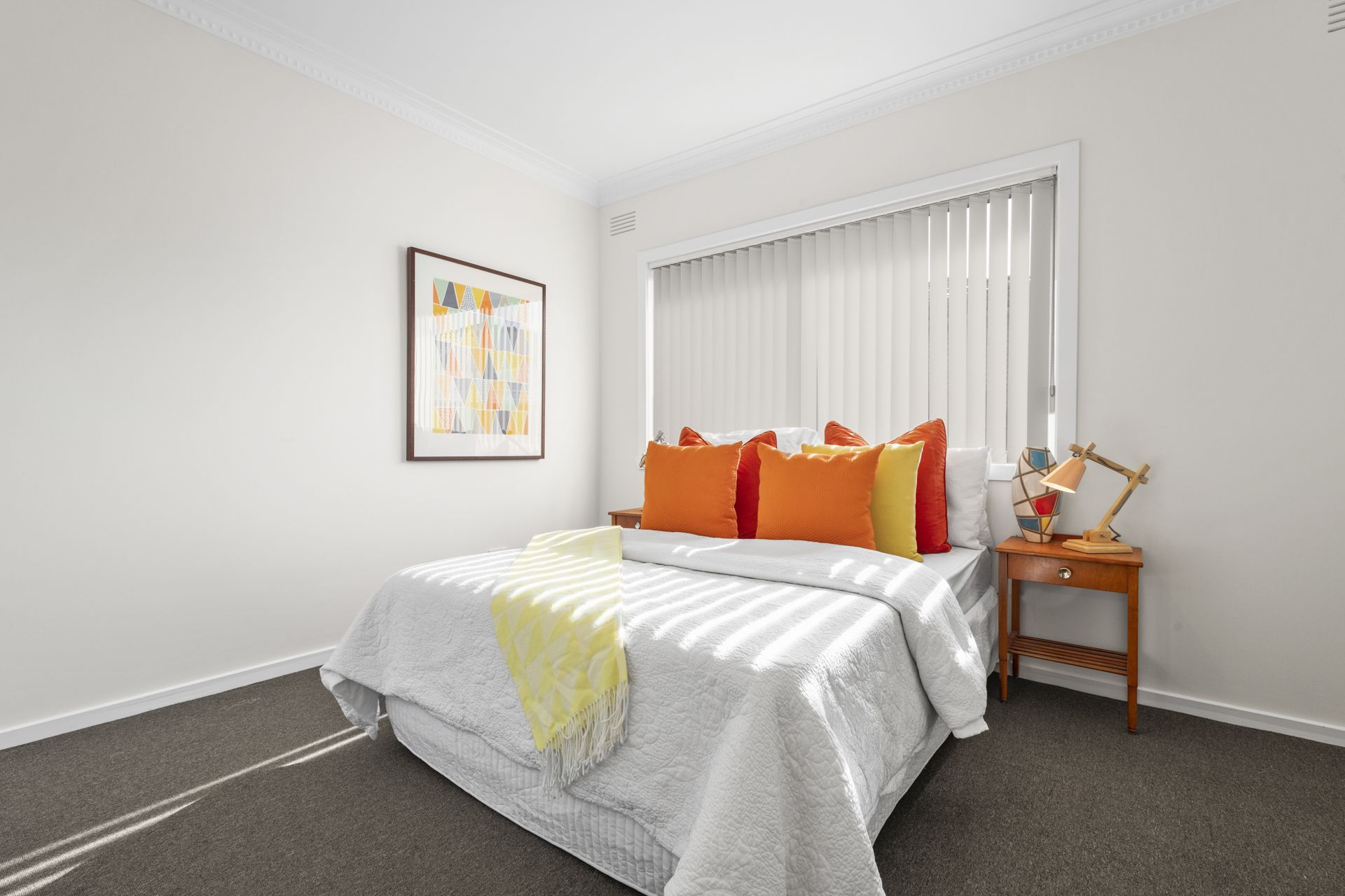 PERFECT FAMILY HOME - APPROX 635m2 LAND