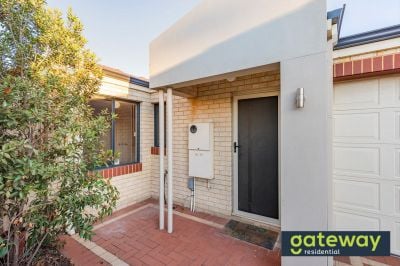 4/3 Minori Gardens, Yangebup