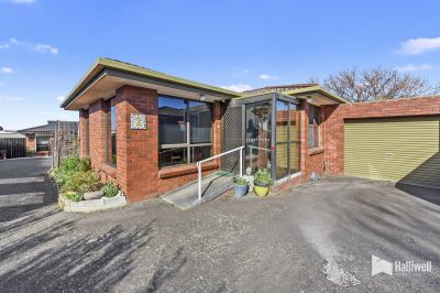 2/49 Percy Street, Devonport, Devonport - Thumbnail 2