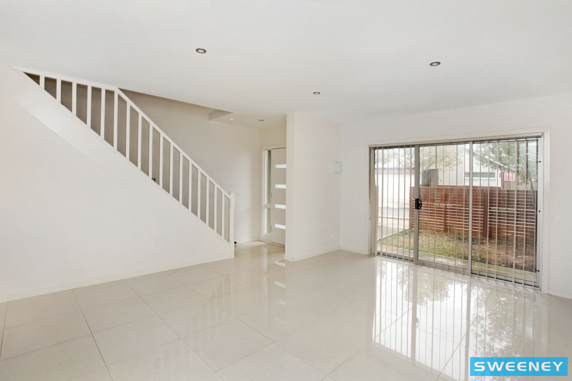 3/5-9 Strathvea Lane, Caroline Springs - Thumbnail 5