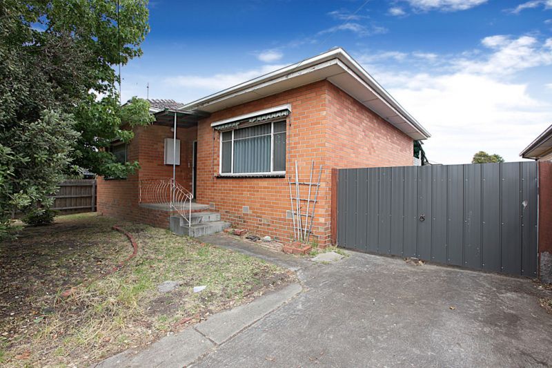 43 Curlew Avenue, Altona - Thumbnail 2