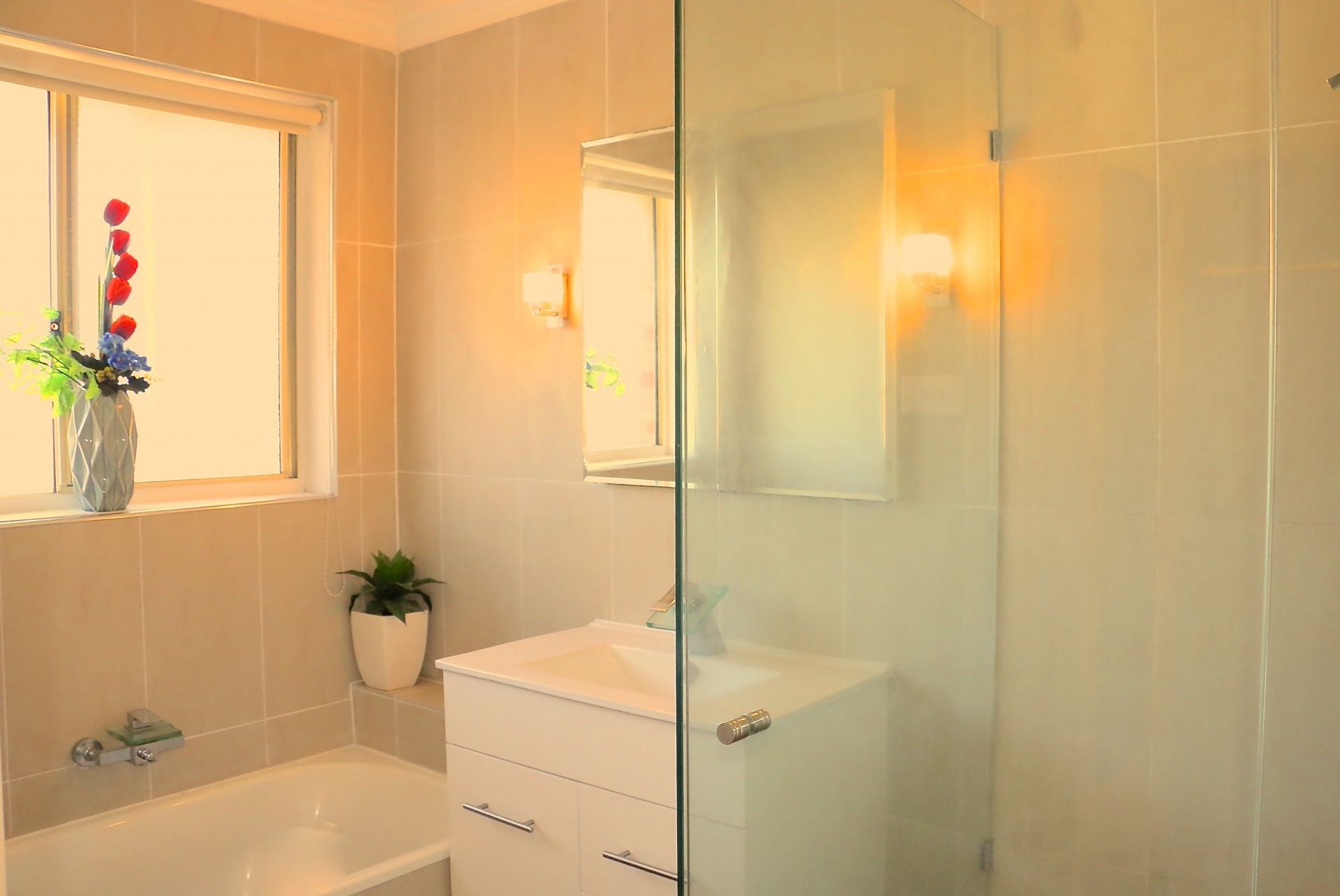 PRIME LOCATION MEETS SPACIOUS LIVING