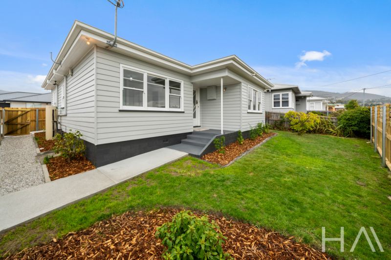1/8 Kenbrae Avenue Glenorchy, Glenorchy - Thumbnail 2