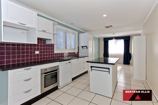 6 Henning Place, Kambah - Thumbnail 7