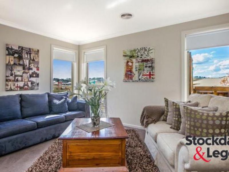 8 Grafton Street MERNDA, Mernda - Thumbnail 4