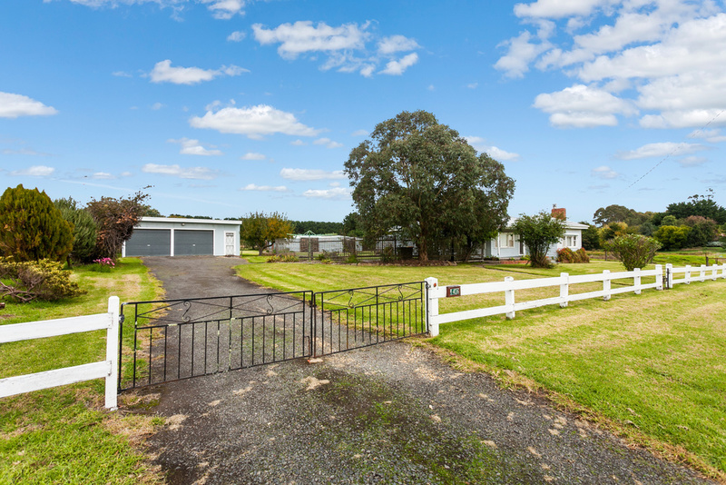 1406 Deans Marsh-Birregurra Road, Deans Marsh, VIC, Deans Marsh - Thumbnail 2