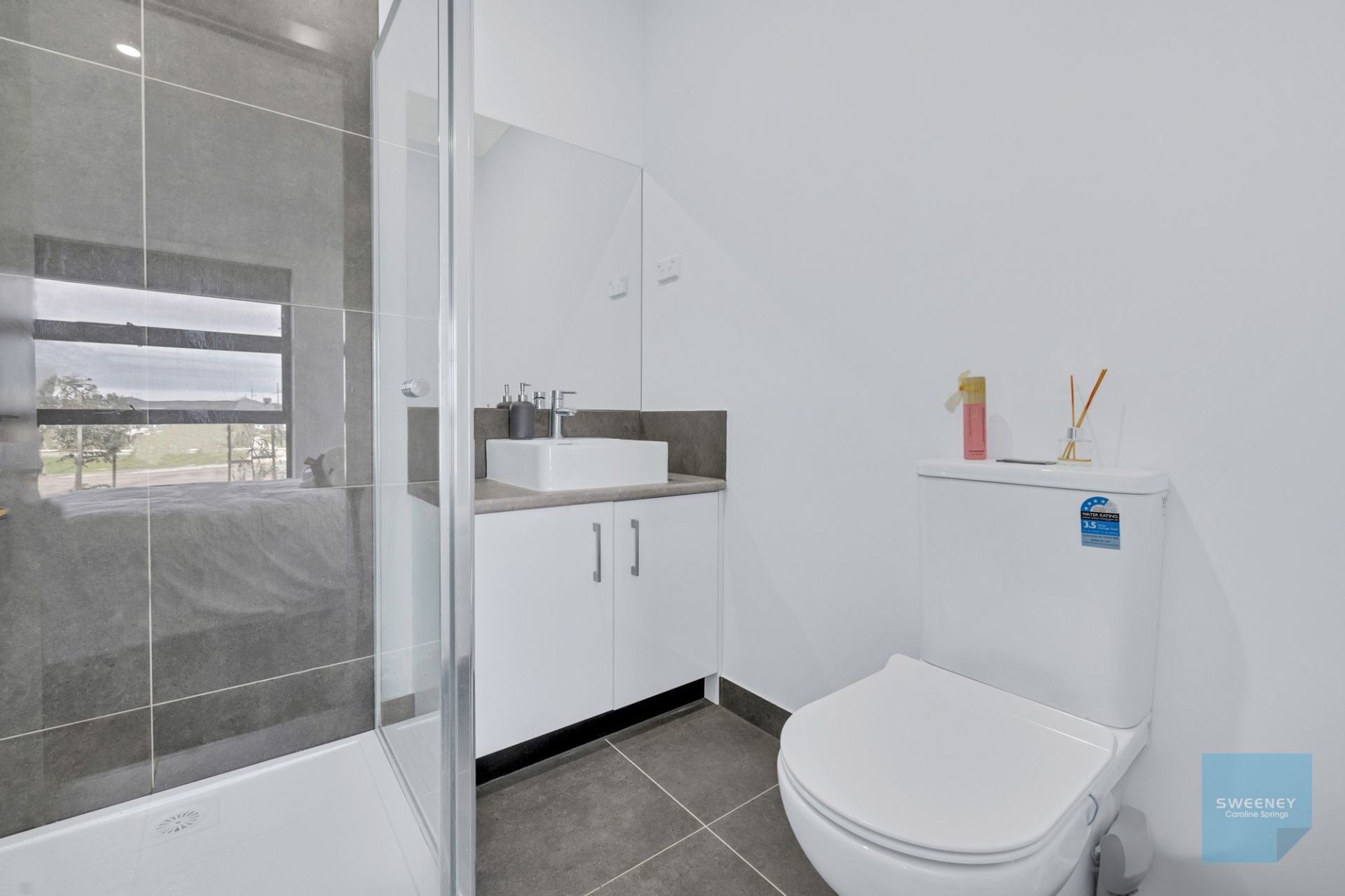 81 Normanby Boulevard, Deanside - Thumbnail 7