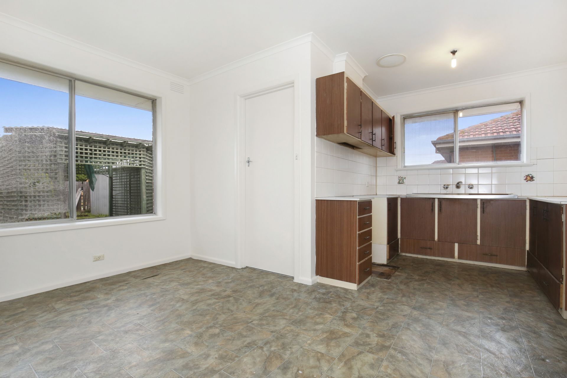 Real Estate For Sale 27 Richardson Street Thomastown , VIC