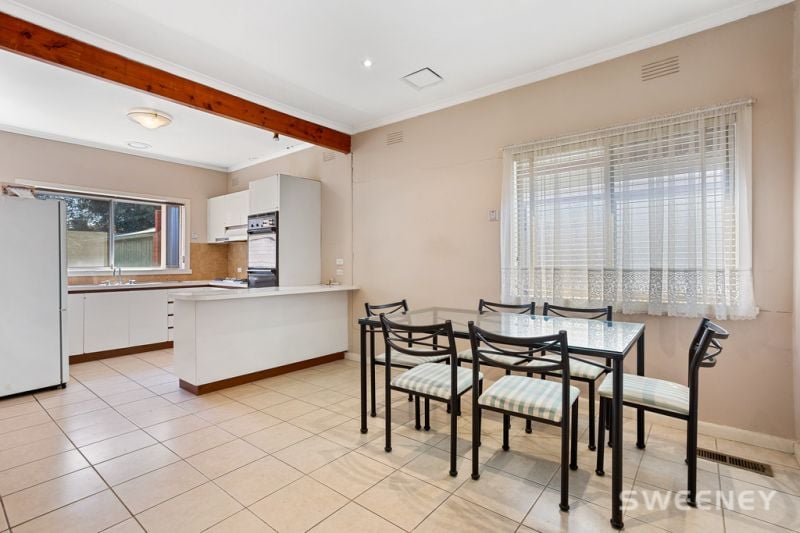 35 Amaranth Avenue, Altona North - Thumbnail 5