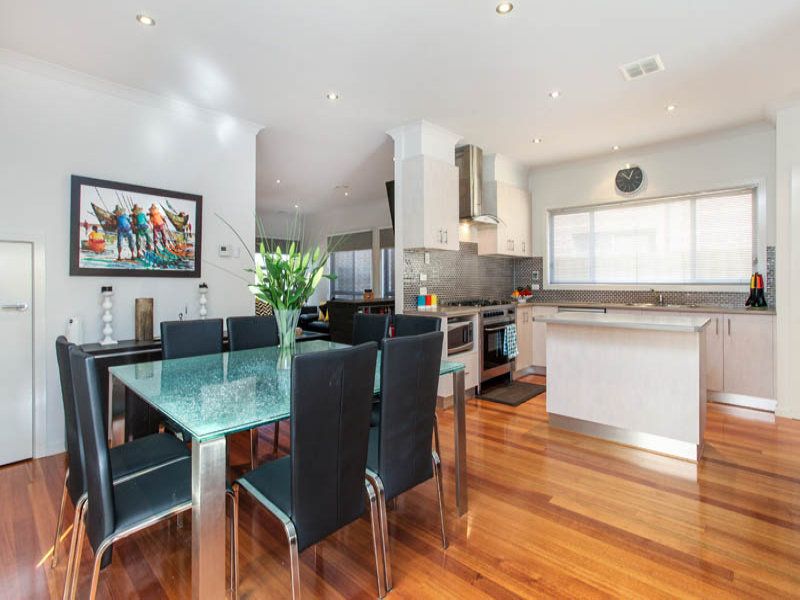 12 Chelsworth Place, Caroline Springs - Thumbnail 6