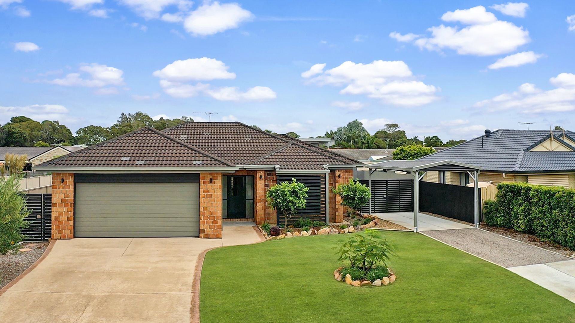 17 Apollo Crescent Beachmere QLD