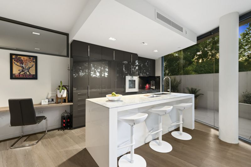 1/119 Alexandra Avenue, South Yarra - Thumbnail 4