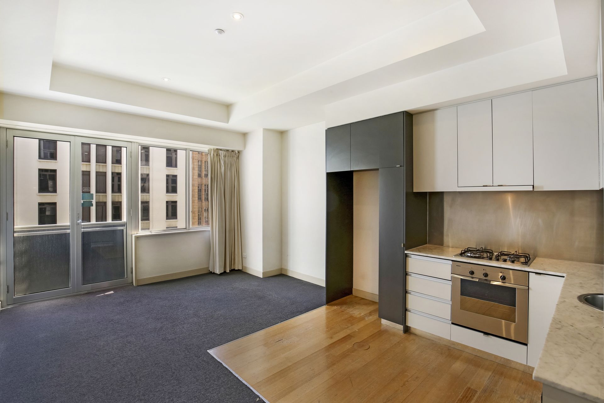 801/233 Collins Street, Melbourne - Thumbnail 2
