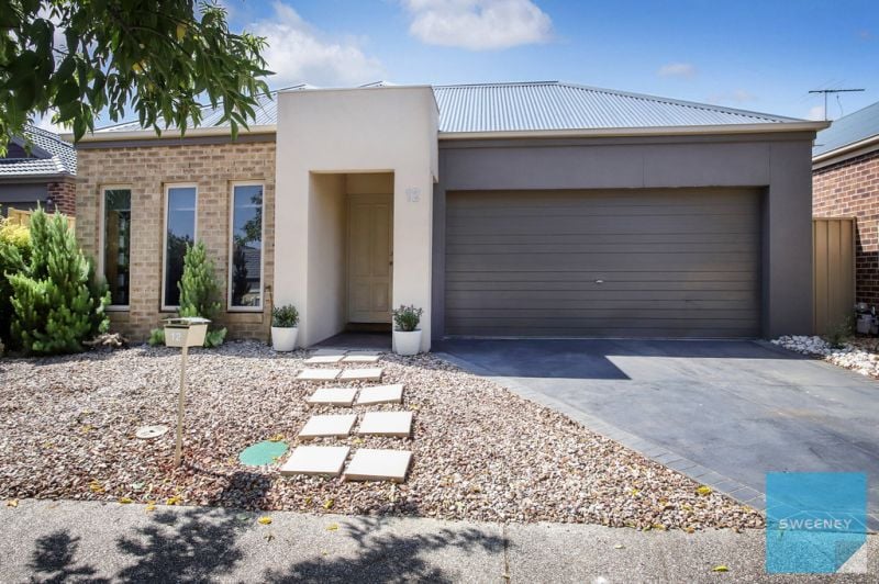 12 Cook Street, Caroline Springs - Thumbnail 2