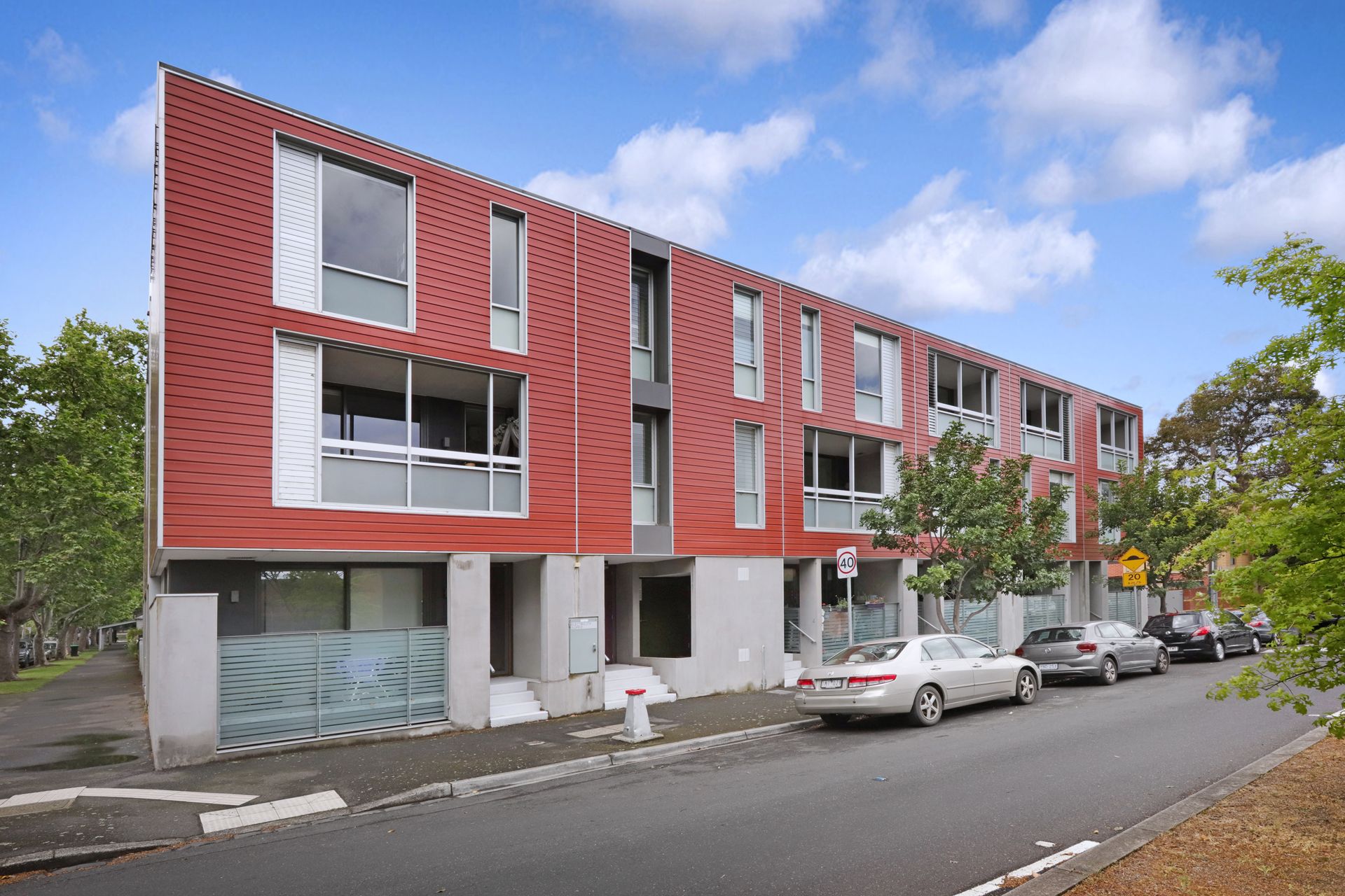 12/11 Smith Street Kensington VIC, Kensington - Thumbnail 2