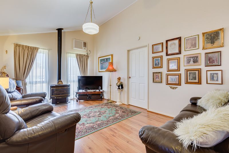 20 Todd Court, Bacchus Marsh - Thumbnail 6