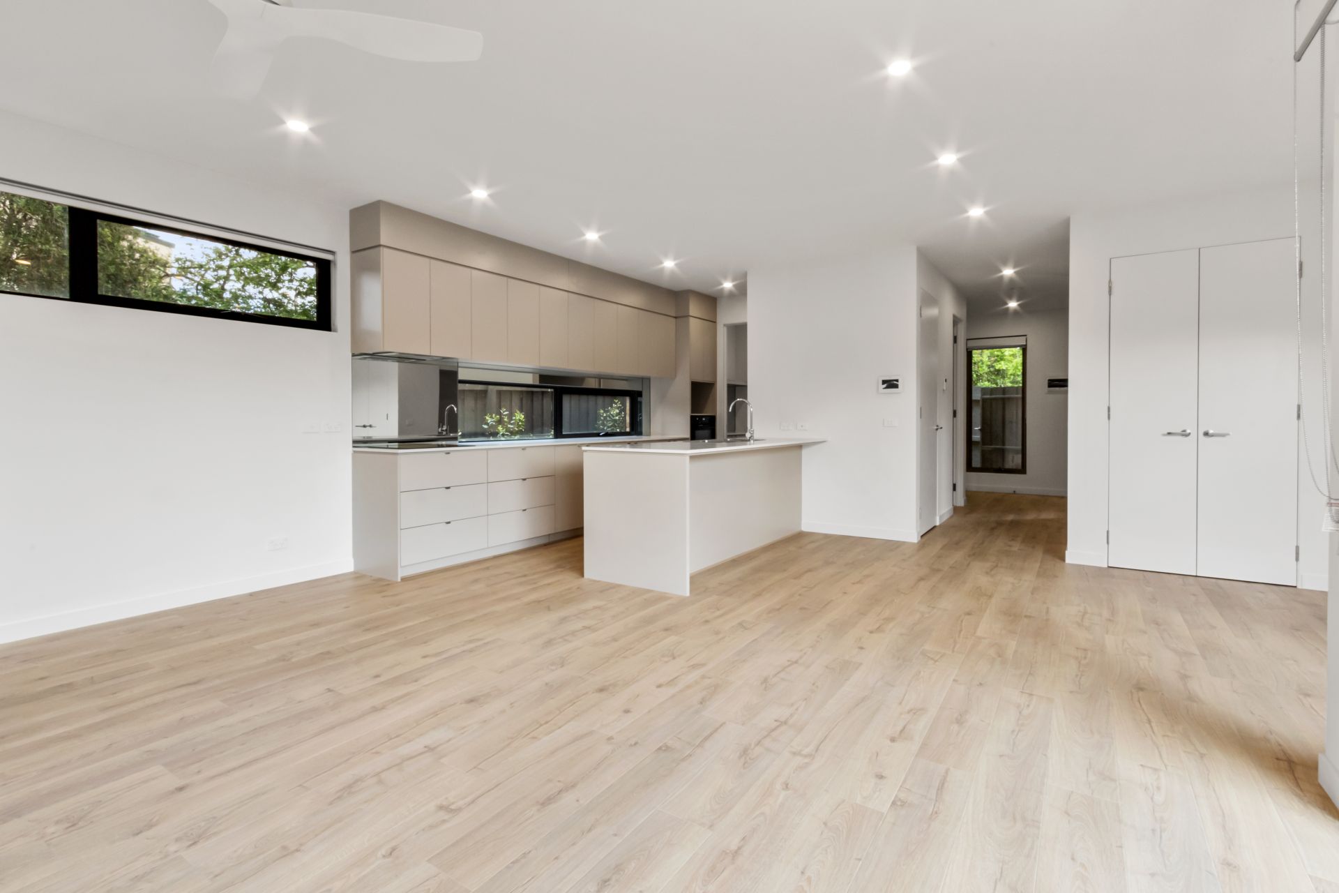 Brand New Townhouse !