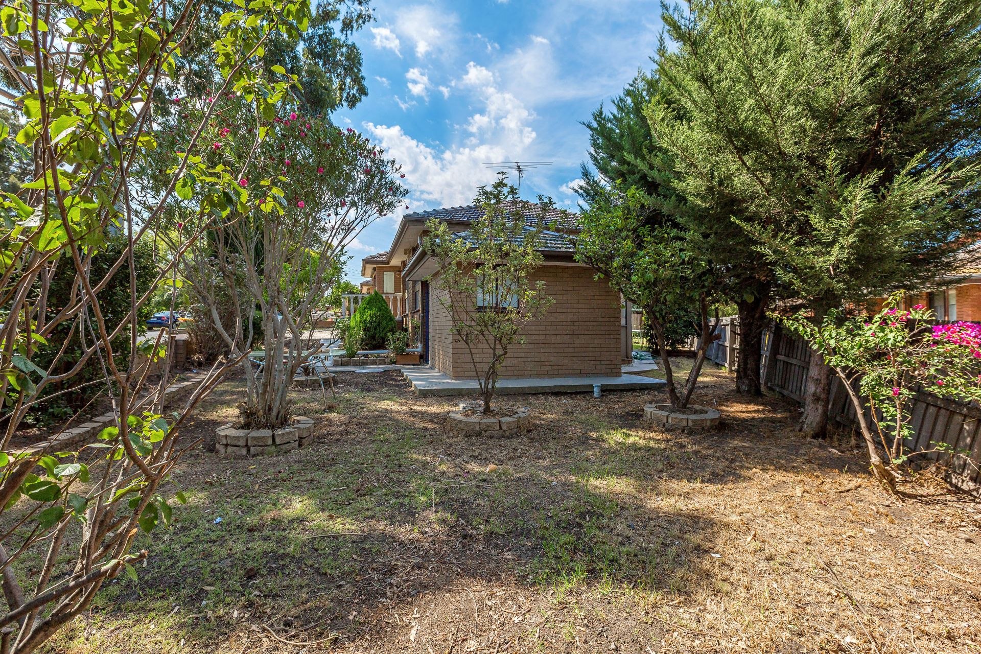 1/12 Hatfield Court, West Footscray - Thumbnail 4