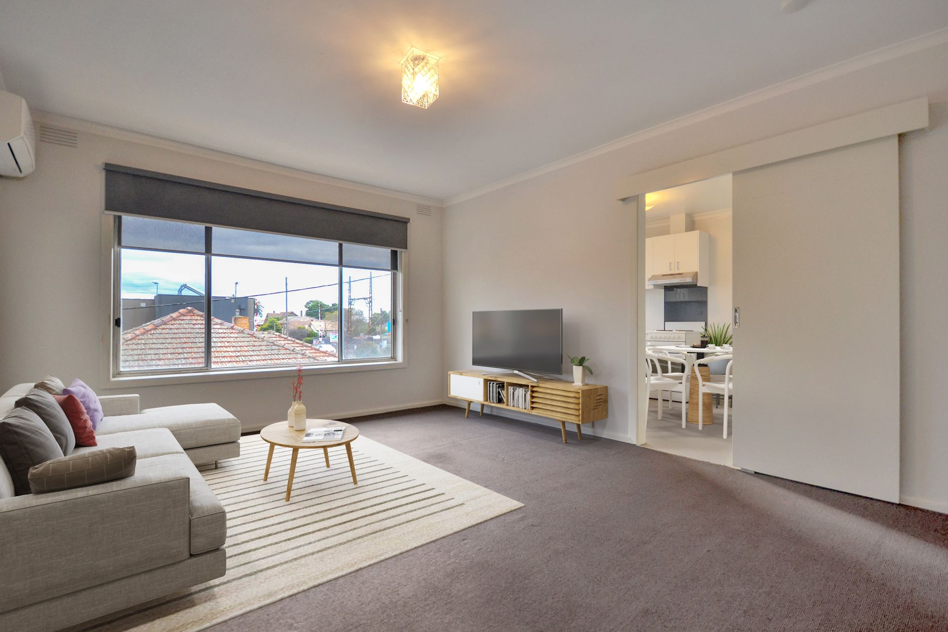 UPDATED EXCELLENCE IN A SUPERB LOCATION