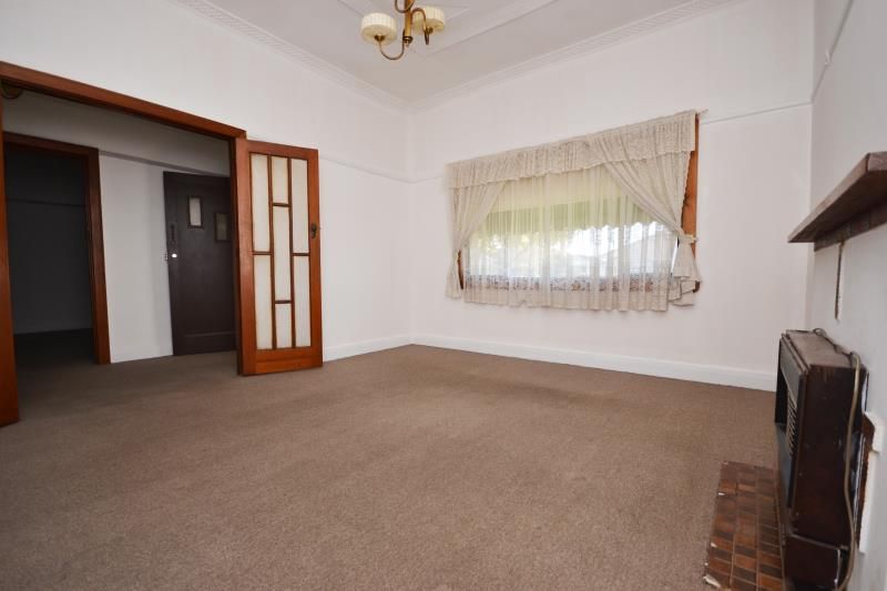 A GREAT OPPORTUNITY IN A PRIME LOCATION THAT BORDERS PRESTON