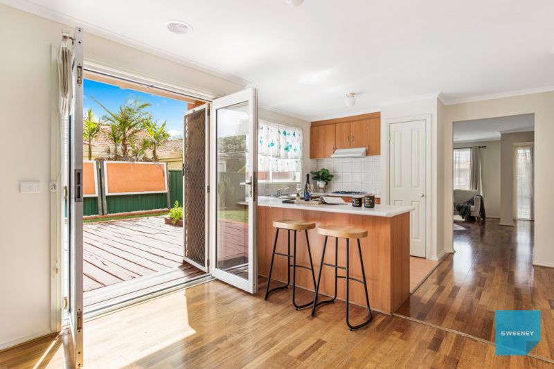 27 McQuillan Way, Burnside - Thumbnail 5