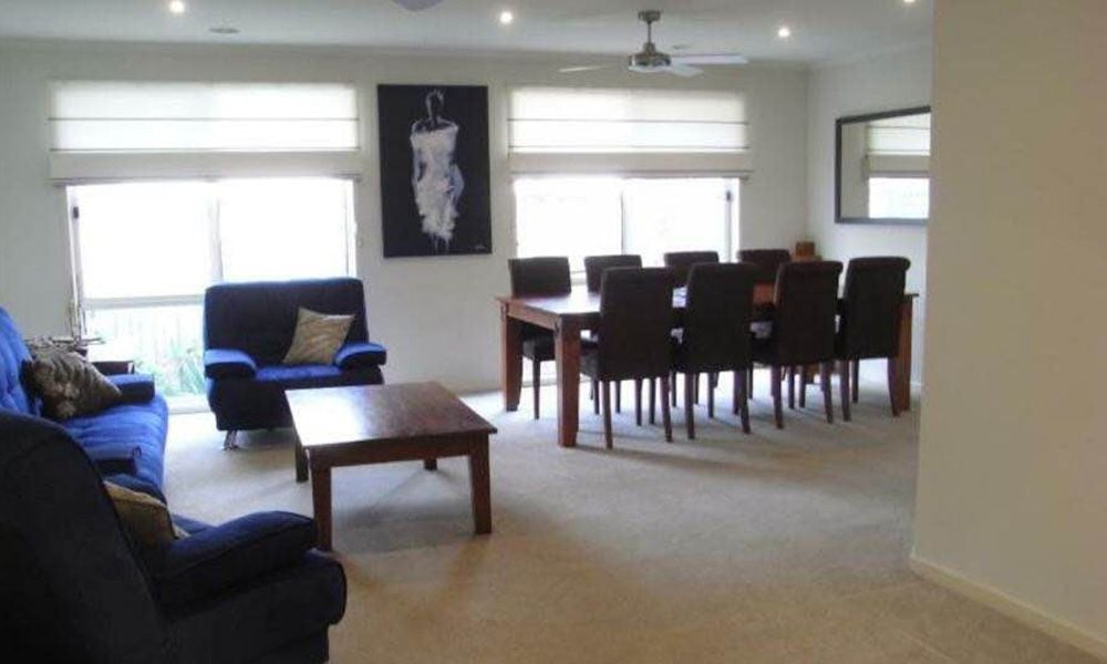 SPACIOUS & STYLISH