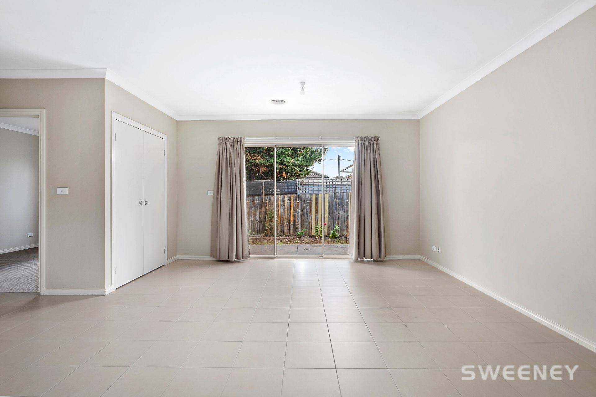 2/6 Holzgrefe Court, Altona Meadows - Thumbnail 5