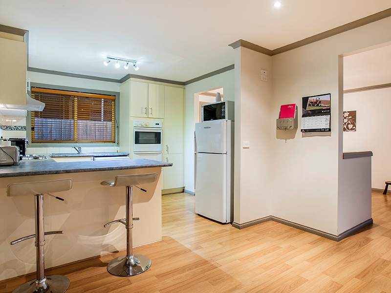 3 Irvine Court, Altona Meadows - Thumbnail 4