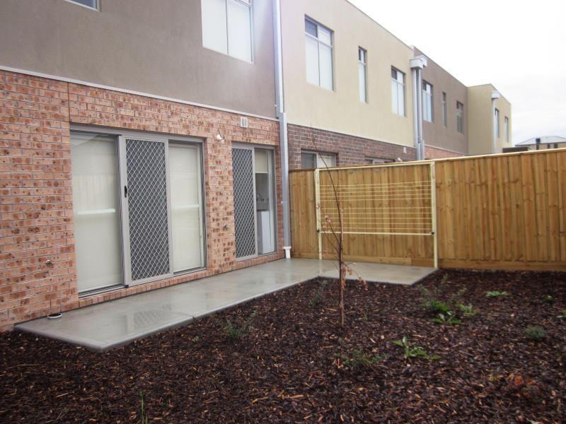 THE BEST OF BOTH WORLDS, SOPHISTICATION & AFFORDABILITY