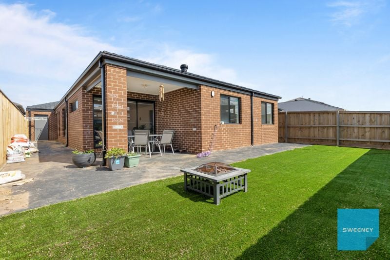 85 Cosgrove Drive, Maddingley - Image 1