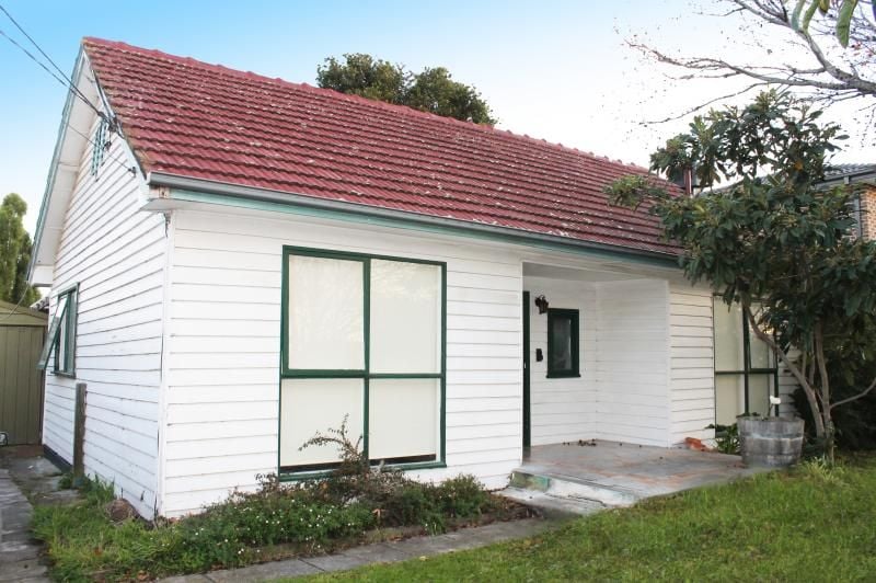 51 Dickens Street, Lalor