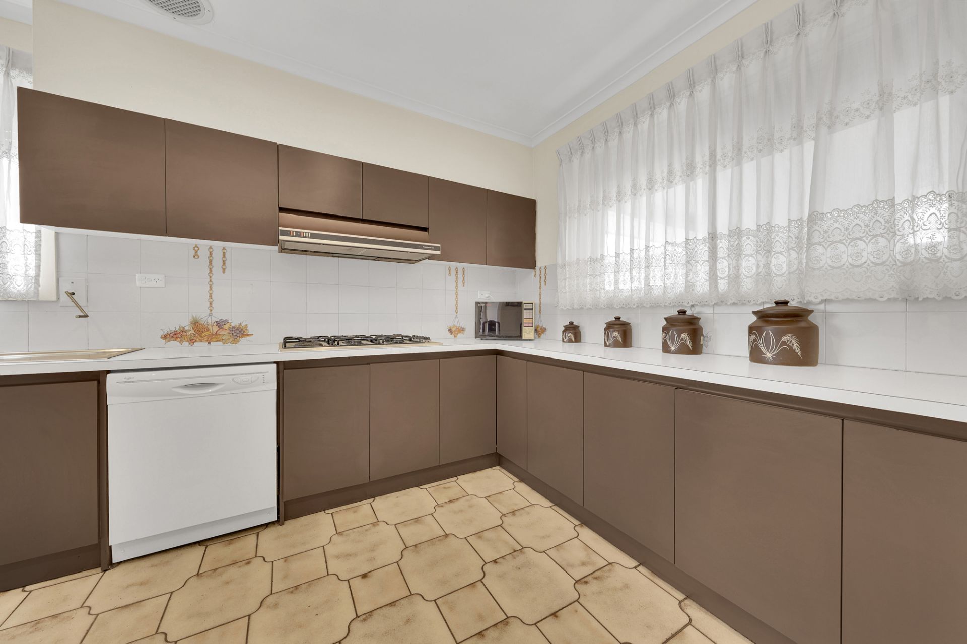 A Family Favorite – With Rumpus Room -

Auction This Saturday @ 2pm